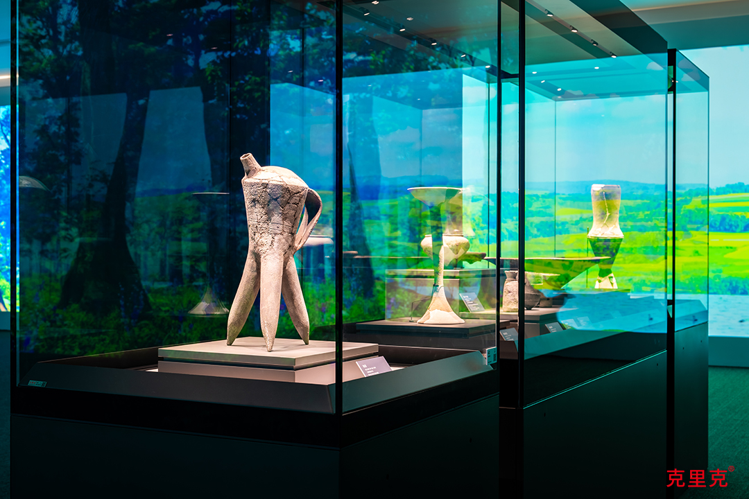 博物館展柜玻璃：藏品守護(hù)與視覺表達(dá)的雙重內(nèi)核